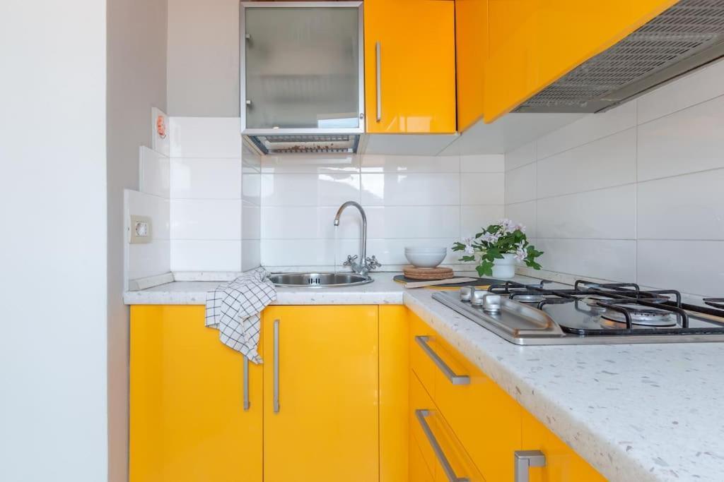 Ferienwohnung Mimosa- Loft Elegante Con Terrazza Nel Centro Di Siena Exterior foto